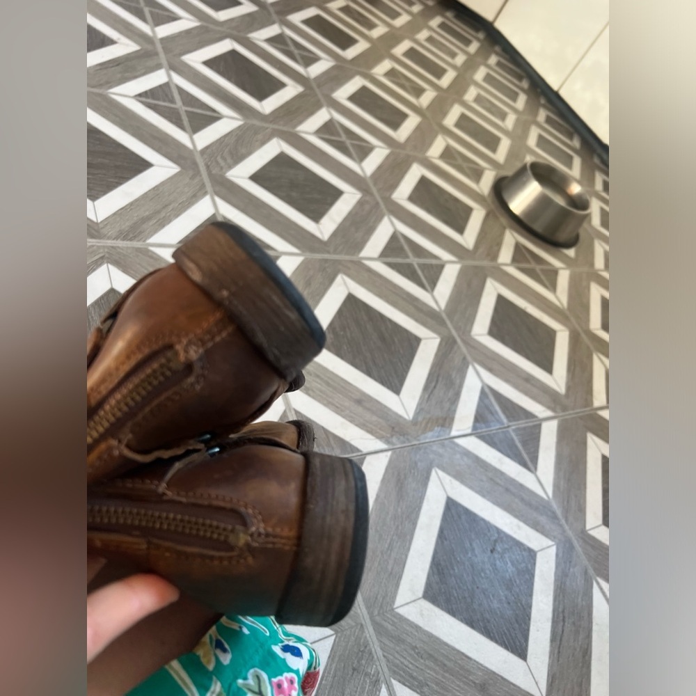 Frye Women's Brown Leather Boots - Picture 5 of 6